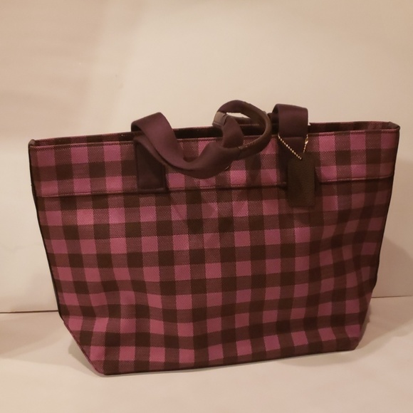 Coach Handbags - 🆕NWT Coach Gingham Canvas Tote F39848